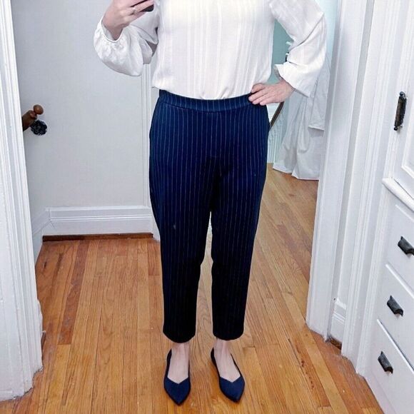 Banana Republic Navy Blue Pinstripe Pants Knit Pull On Pockets Size 8 - Picture 3 of 9